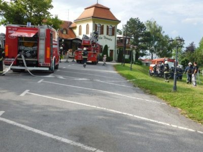 FOTO: Javno-pokazna vatrogasna vježba u restoranu Zlatne Gorice