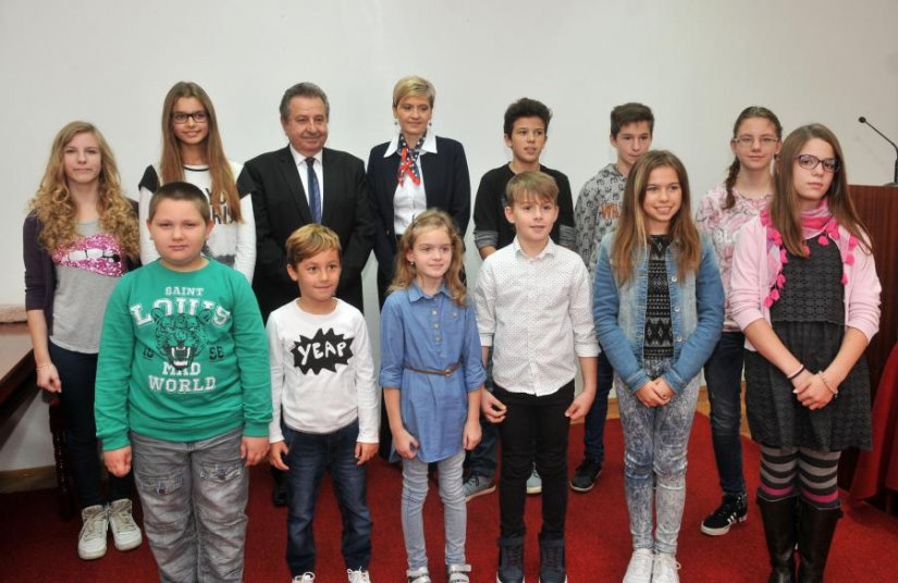 FOTO Varaždinskim učenicima dodijeljene nagrade &quot;Veliko srce Varaždina&quot;