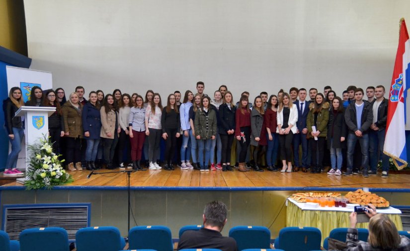 Varaždinske Toplice: Svim redovnim studentima mjesečne stipendije od 500 kuna