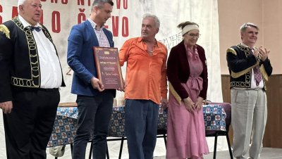 Jubilarna 300. izvedba “Skupštine” Kerekesh teatra povodom Dana žena u Općini Petrijanec