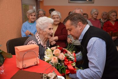 Načelnik općine Zvonko Šamec čestitao je Tereziji Novotny 101. rođendan