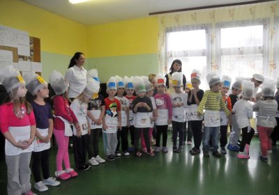 Polaznici iz Dječjeg vrtića Zeko u Trnovcu obilježili su Dane kruha