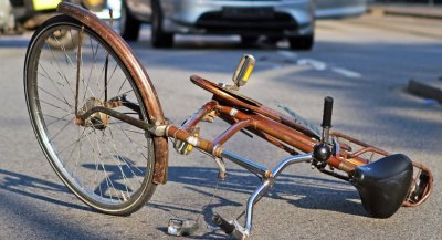 U nesreći u Varaždinu lakše ozlijeđen biciklist (17)