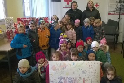 GDCK Ivanec: Osnovnoškolci i Zvončići pomažu siromašnim obiteljima