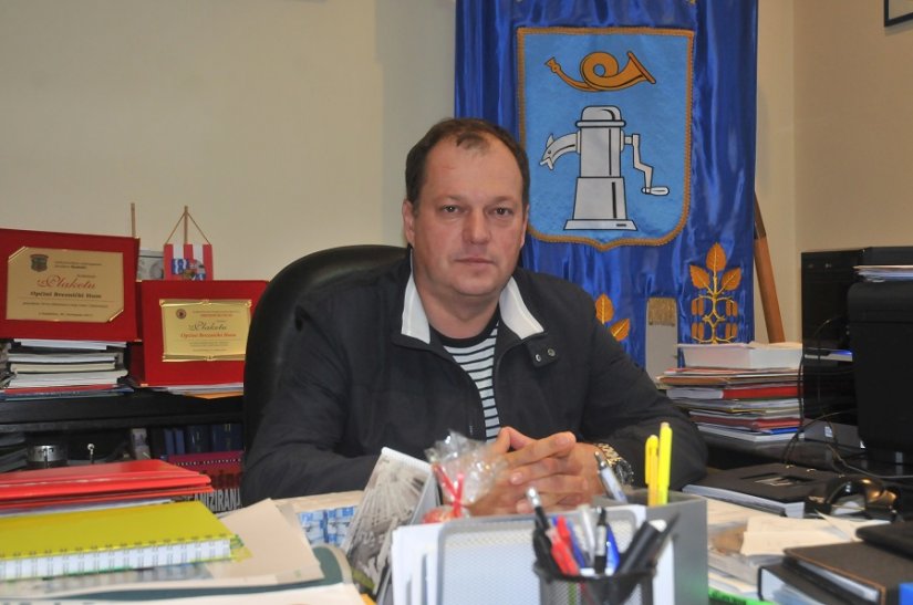 Načelnik općine Breznički Hum Zoran Hegedić zadovoljan je što će se iz proračuna sljedeće godine dijeliti stipendije i jednokratne pomoći novorođenima