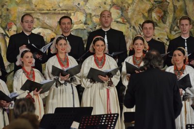 FOTO: Koncert ansambla Lado kao poklon mještanima općine Trnovec Bartolovečki