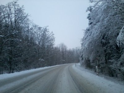 Vozači, vožnju prilagodite zimskim uvjetima na cesti