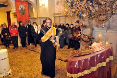 FOTO: Pravoslavni vjernici u Varaždinu proslavili Badnjak