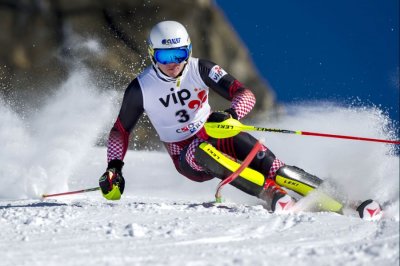 Završio nastup na Europskom kupu u slalomu sa 7. i 10. mjestom