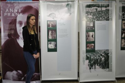 FOTO: Druga gimnazija Varaždin predstavila izložbu &quot;Anne Frank – povijest za sadašnjost&quot;