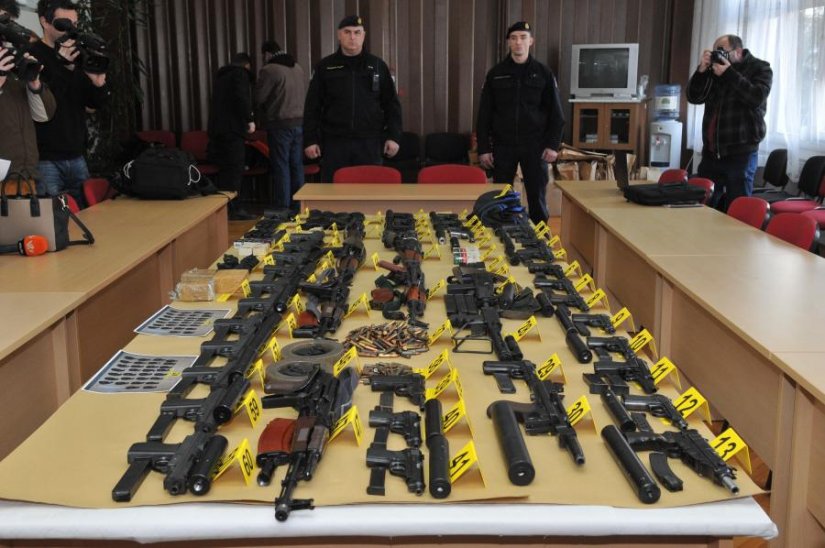 Nastavak suđenja dvojcu uhvaćenom u Varaždinu s punim automobilom oružja