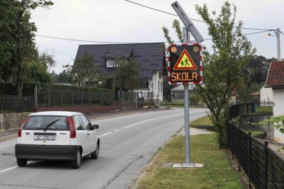 Postavljena prometna signalizacija kod Područne škole u Kuljevčici