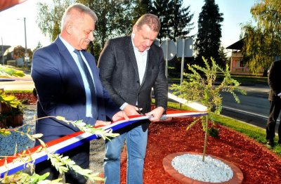 FOTO: U Luki Ludbreškoj svečano otvoren novi kružni tok