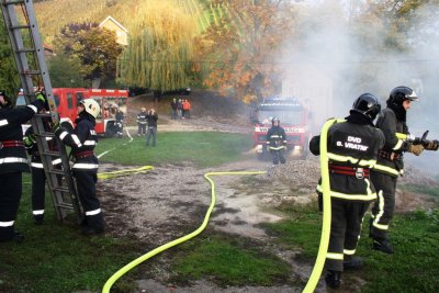 FOTO Na granici općina Cestica i Vinica održana vatrogasna vježba