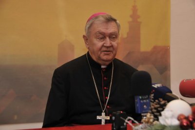 Božićna poruka biskupa Mrzljaka: Svi imamo obveza i briga, ali ne dopusti da klonemo