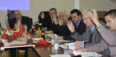 Na večerašnjoj je sjednici donijet proračun Općine Trnovec Bartolovečki za 2017., te prihvaćen rebalans proračuna za 2016. godinu