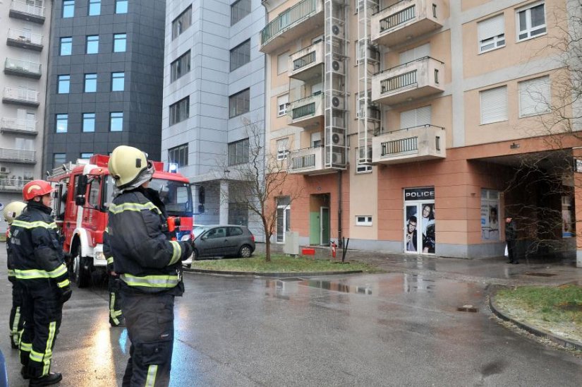 Vatrogasci izašli na teren, no bila je lažna dojava o požaru u Zagrebačkoj