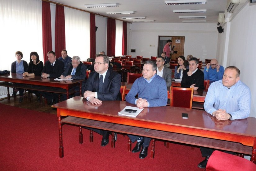 Sastanak u Gradskoj vijećnici o organizaciji tri značajne nogometne utakmice u svibnju u Varaždinu