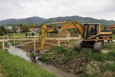 Ivanec: Počela gradnja mosta u Gajevoj ulici, vrijednost investicije 397.600 kuna
