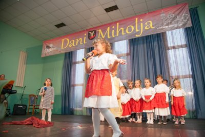FOTO: Dani Miholja u Sračincu počeli poezijom i dječjim veseljem