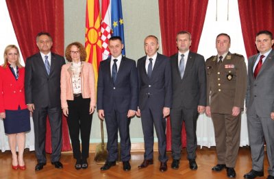 Stričak na sastanku s izaslanstvom makedonskog Ministarstva obrane