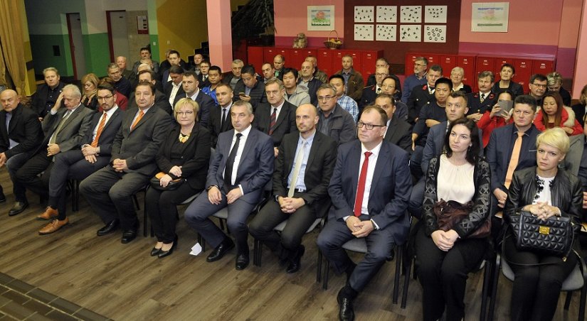Svečanoj su sjednici nazočili brojni gosti, među njima i potpredsjednik Vlade Predrag Štromar