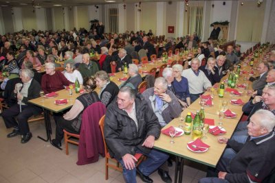Grad Ivanec 11. prosinca priređuje božićno darivanje za 920 najstarijih građana