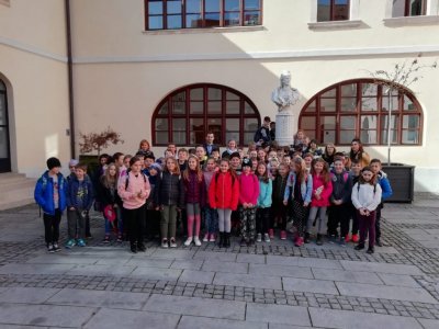 I učenici Osnovne škole Kneginec Gornji posjetili Županijsku palaču