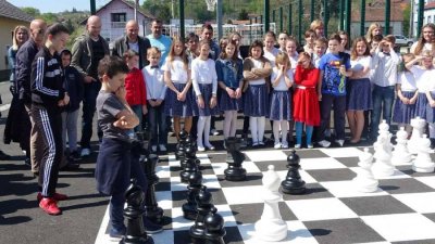 Uz partiju šaha otvoreno igralište PŠ Črešnjevo, najavljeni Dani Centara izvrsnosti Varaždinske županije