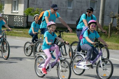 FOTO U zdravom tijelu zdrav duh: veliki i mali na biciklijadi u Sračincu povodom Dana obitelji