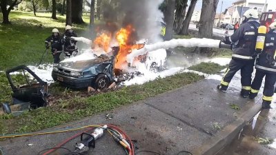 Spašavali unesrećenog i gasili zapaljeni auto: Vatrogasci DVD-a Vidovec pokazali što znaju