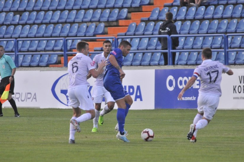 Nakon nule na poluvremenu Hajduk je postigao dva gola u nastavku susreta