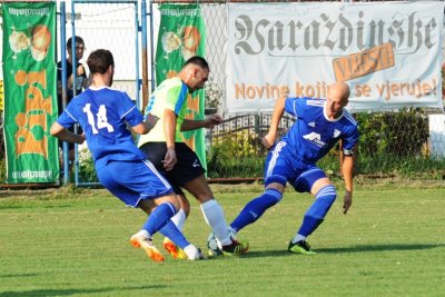 Jalžabet je na poluvremenu imao prednost od 1:0,golom Zlatka Vrbeka (s loptom), ali je domaćin izjednačio u 75. minuti susreta
