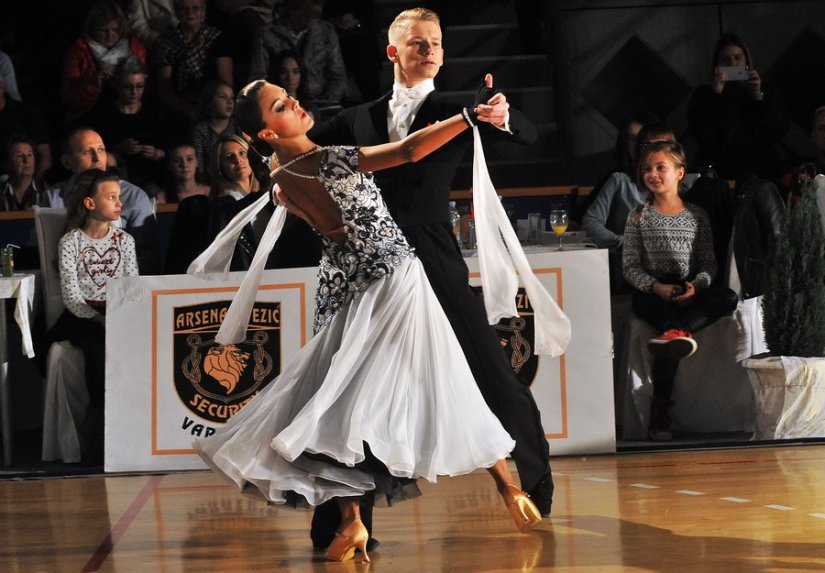 Međunarodni plesni spektakl u Graberju - u završnici najbolji parovi