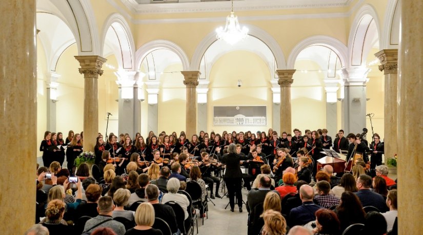 Učenici Glazbene škole u Varaždinu oduševili na koncertu u Zagrebu uoči Božića