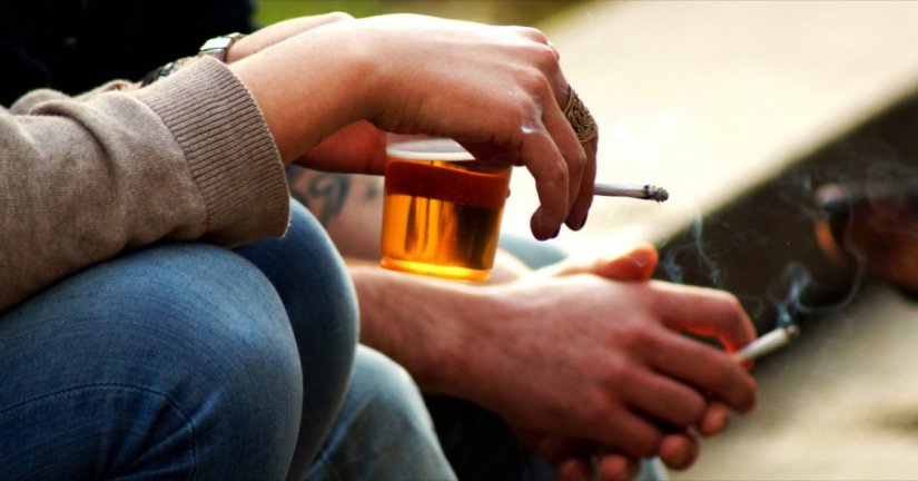 Četvorica mladića iz trgovine u Cestici ukrali veće količine cigareta, kave i alkohola