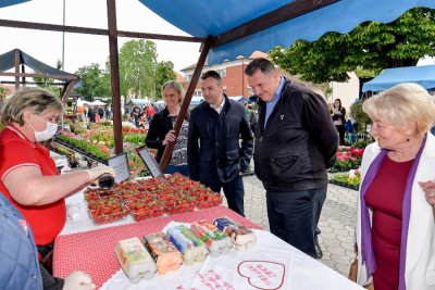 Reformisti obišli &quot;Tržnicu cvijeća i domaćih proizvoda&quot; u Ludbregu