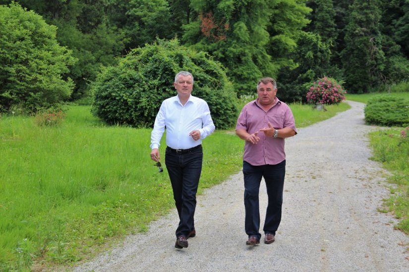 Ministar gospodarstva Darko Horvat posjetio općinu Vinica, obišao i arboretum Opeka