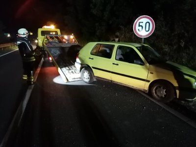 FOTO Četiri osobe ozlijeđene u prometnoj nesreći u Lužanu Biškupečkom