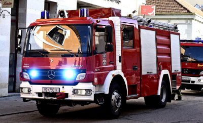 Izbio požar na parkiranom vozilu u dvorištu kuće u Vrhovcu Bednjanskom