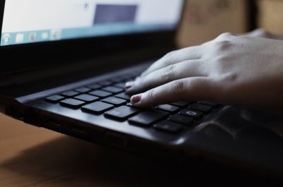 E-MAIL UCJENE Policija savjetuje: Ne odgovarajte na razne oblike internetskih prijevara