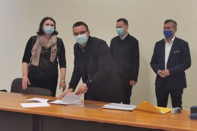 HDZ-ov kandidat za gradonačelnika Ivanca prvi predao potpise potpore više od 1000 građana