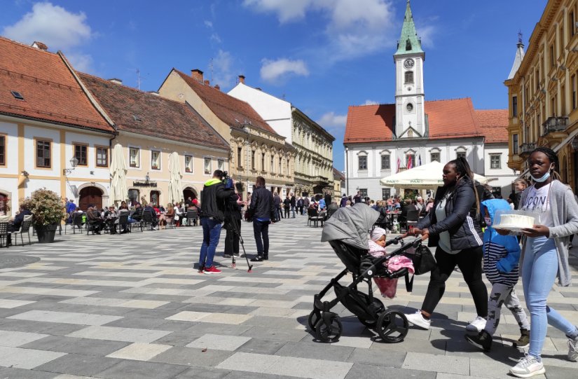 Sve se konačno vraća u staru normalu, sudeći barem po ulicama i trgovima