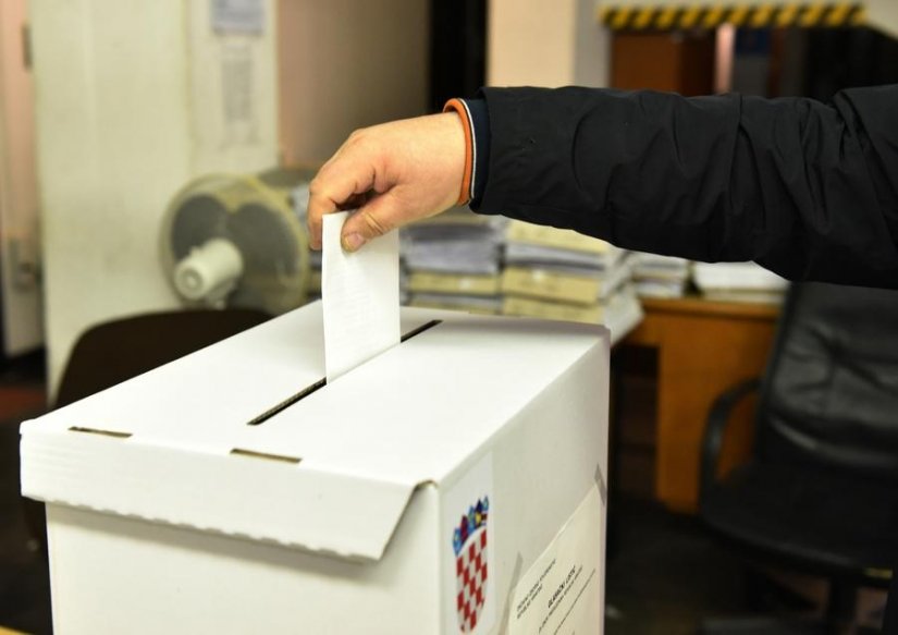 DIP objavio upute za glasanje: na izbore pod maskama, uz obaveznu dezinfekciju i razmak