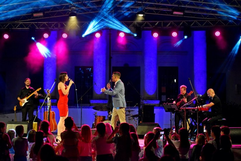 FOTO Pozornicu Vile Bedeković glasovima ispunili Mia Dim&scaron;ić i Marko Tolja