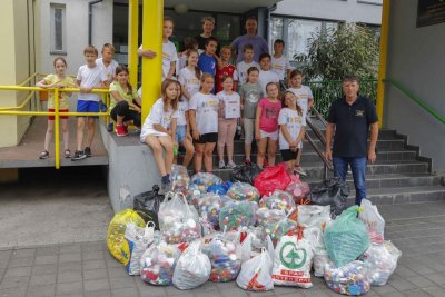 Ivanečki osnovnoškolci prikupili 350 kg čepova za pomoć oboljelima od malignih bolesti