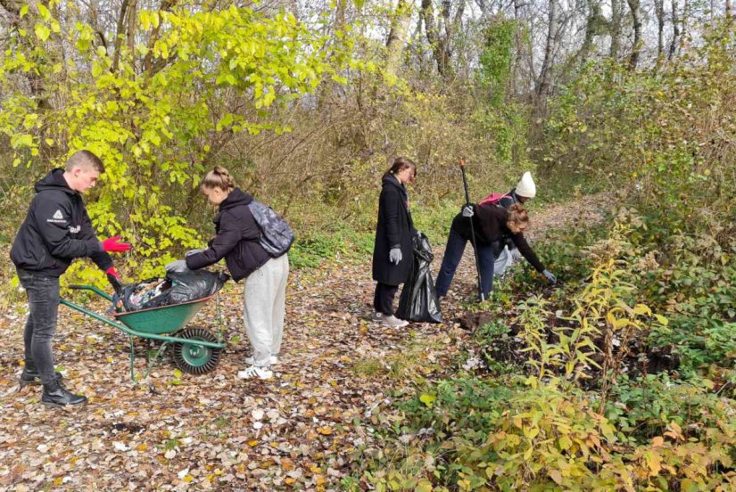 Jesensko čišćenje dravske park-šume uz Svjetski dan Interacta