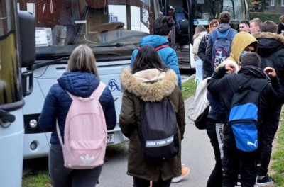 Zašto su autobusi kojima učenici iz Novog Marofa putuju u Varaždin u škole prenatrpani?