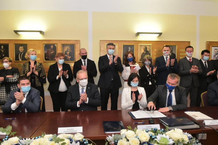 FOTO/VIDEO Potpisan Razvojni sporazum za sjever: "Ovo je doprinos investicijskom boom-u i napretku hrvatskog sjevera"