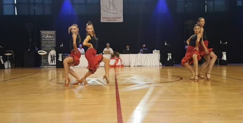 Godi&scaron;nje nagrade Hrvatskog sportskog plesnog saveza u ruke plesačica iz varaždinskog Takta!